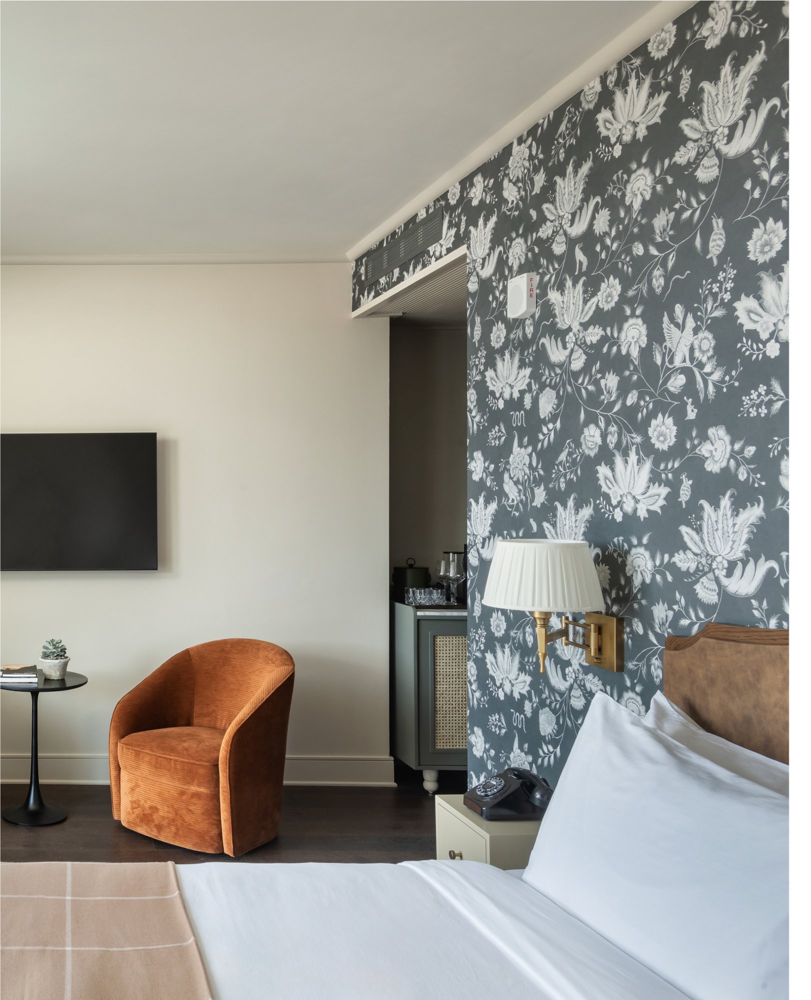 FORTH hotel suite
